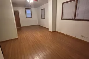 13515 S Baltimore Ave, Chicago, IL 60633 - Photo 3