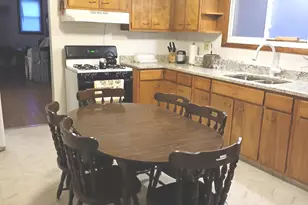 13515 S Baltimore Ave, Chicago, IL 60633 - Photo 3