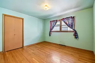 1527 Clarence Ave, Berwyn, IL 60402 - Photo 11