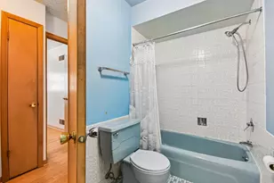 1527 Clarence Ave, Berwyn, IL 60402 - Photo 13