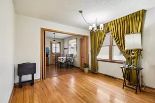 1527 Clarence Ave, Berwyn, IL 60402 - Photo 5