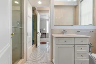 232 E Walton Pl, Chicago, IL 60611 - Photo 27