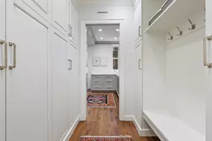 232 E Walton Pl, Chicago, IL 60611 - Photo 35