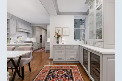 232 E Walton Place #5E, Chicago, IL 60611 - Photo 15