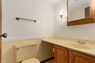 1570 W Goldengate Dr, Addison, IL 60101 - Photo 17