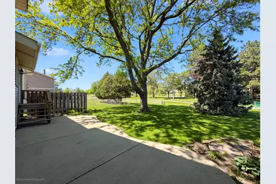 1570 W Goldengate Drive, Addison, IL 60101 - Photo 13