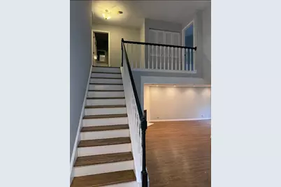 1203 Hobson Oaks Drive, Naperville, IL 60540 - Photo 5