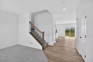 4011 Meadowridge Dr, Woodstock, IL 60098 - Photo 7