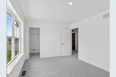 4011 Meadowridge Drive, Woodstock, IL 60098 - Photo 13