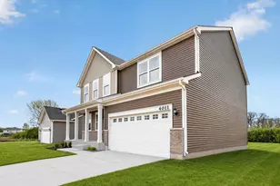 4011 Meadowridge Dr, Woodstock, IL 60098 - Photo 1