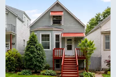 4136 N Sacramento Avenue, Chicago, IL 60618 - Photo 1