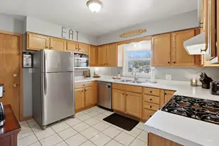 175 N Elm St, Herscher, IL 60941 - Photo 5