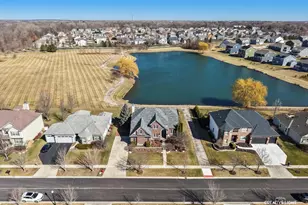 3534 Hidden Fawn Dr, Elgin, IL 60124 - Photo 3