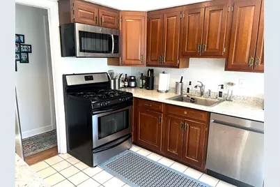 8717 Karlov Avenue, Skokie, IL 60076 - Photo 5