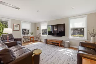 5901 N Newark Ave, Chicago, IL 60631 - Photo 15