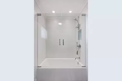 5901 N Newark Avenue, Chicago, IL 60631 - Photo 31