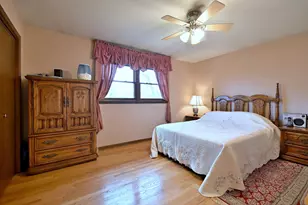 7221 Bayberry Ln, Darien, IL 60561 - Photo 23