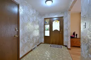 7221 Bayberry Ln, Darien, IL 60561 - Photo 19