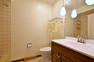 7221 Bayberry Ln, Darien, IL 60561 - Photo 29