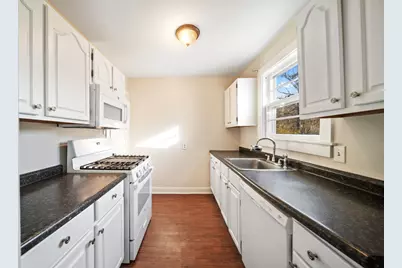 1805 Gilbert Avenue, Downers Grove, IL 60515 - Photo 9