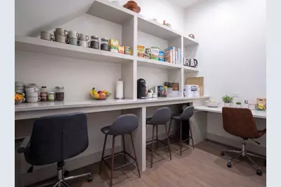 2370 N Elston Court, Chicago, IL 60614 - Photo 15