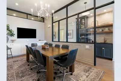 2370 N Elston Court, Chicago, IL 60614 - Photo 5