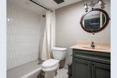 2370 N Elston Court, Chicago, IL 60614 - Photo 19