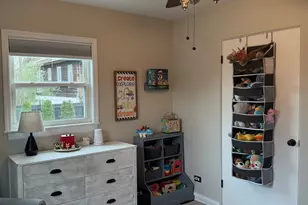 949 Kenyon St, Downers Grove, IL 60516 - Photo 11