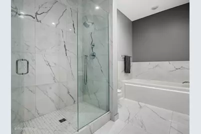 360 W Illinois Street #10F, Chicago, IL 60654 - Photo 19