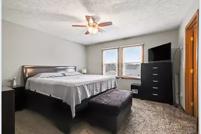 3322 Theodore Street, Joliet, IL 60431 - Photo 7