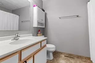 611 Lanae Way, South Beloit, IL 61080 - Photo 13