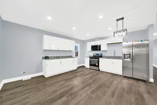 5700 S Lowe Ave, Chicago, IL 60621 - Photo 11