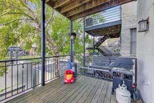 926 N Honore St, Chicago, IL 60622 - Photo 33