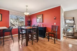 241 E Parallel St, Palatine, IL 60067 - Photo 9