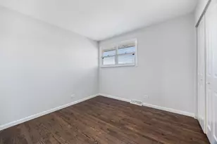 1315 Prince Dr, South Holland, IL 60473 - Photo 11