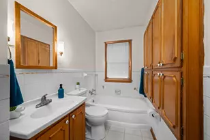 2374 33 St, Moline, IL 51265 - Photo 17