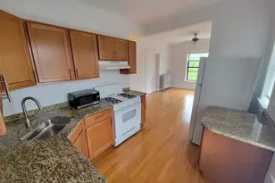 716 Clark St, Evanston, IL 60201 - Photo 3