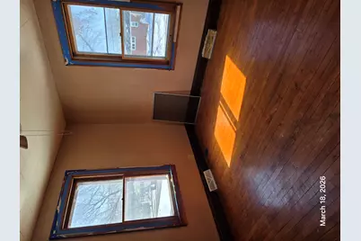 694 Montgomery Avenue, East Dubuque, IL 61025 - Photo 11