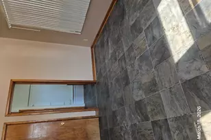 694 Montgomery Ave, East Dubuque, IL 61025 - Photo 5