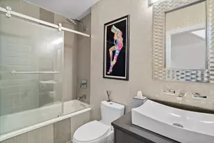 1005 N Riverwalk St, Chicago, IL 60611 - Photo 17