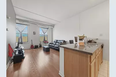 4015 N Milwaukee Avenue #214, Chicago, IL 60641 - Photo 3