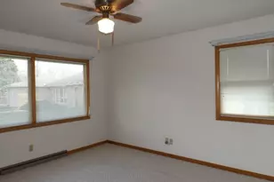 1006 Selmi Ln, Rock Falls, IL 61071 - Photo 7