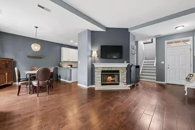 304 Grand Ridge Road #304, Saint Charles, IL 60175 - Photo 3