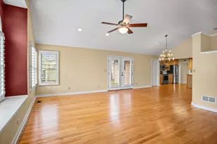 23W749 Bryn Mawr Ave, Roselle, IL 60172 - Photo 11