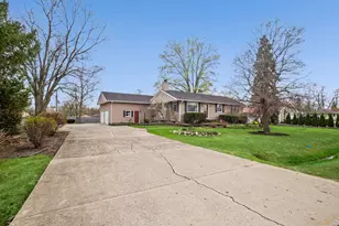 23W749 Bryn Mawr Ave, Roselle, IL 60172 - Photo 27