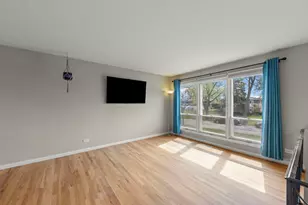 2308 Crabtree Ave, Woodridge, IL 60517 - Photo 3