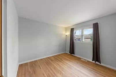 2308 Crabtree Avenue, Woodridge, IL 60517 - Photo 13