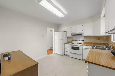 2308 Crabtree Avenue, Woodridge, IL 60517 - Photo 7