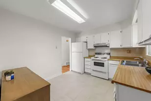 2308 Crabtree Ave, Woodridge, IL 60517 - Photo 7