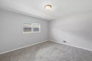 1140 E 81st St, Chicago, IL 60619 - Photo 25
